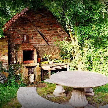 Holiday home Chez Fifine Mont-Saint-Eloi