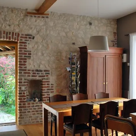 Chez Fifine Holiday home Mont-Saint-Eloi